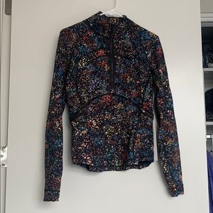 Luluelom Front of the Pack Half ZIP